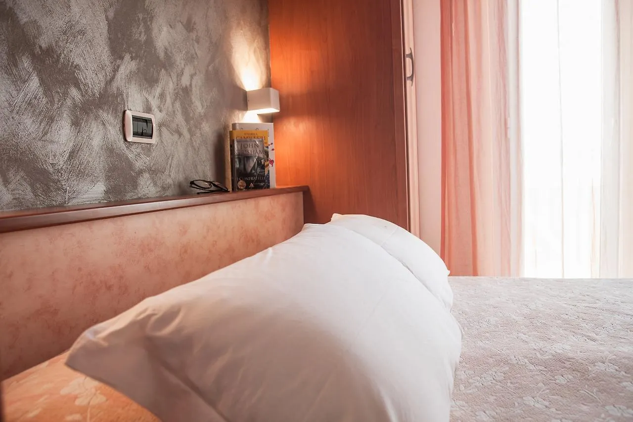 Hotel Sandra Gatteo a Mare